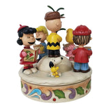 Enesco Jim Shore Peanuts Spreading Christmas Cheer Figurine - Radar Toys