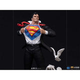 Hot Toys Superman Clark Kent Deluxe 1:10 Scale Iron Studios Figure - Radar Toys