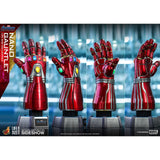 Hot Toys Marvel Nano Gauntlet Life-Sized Replica - Radar Toys
